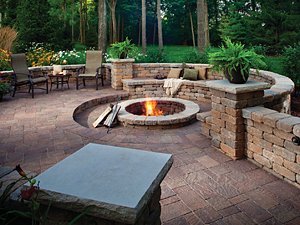 Fire Pit & Fireplace